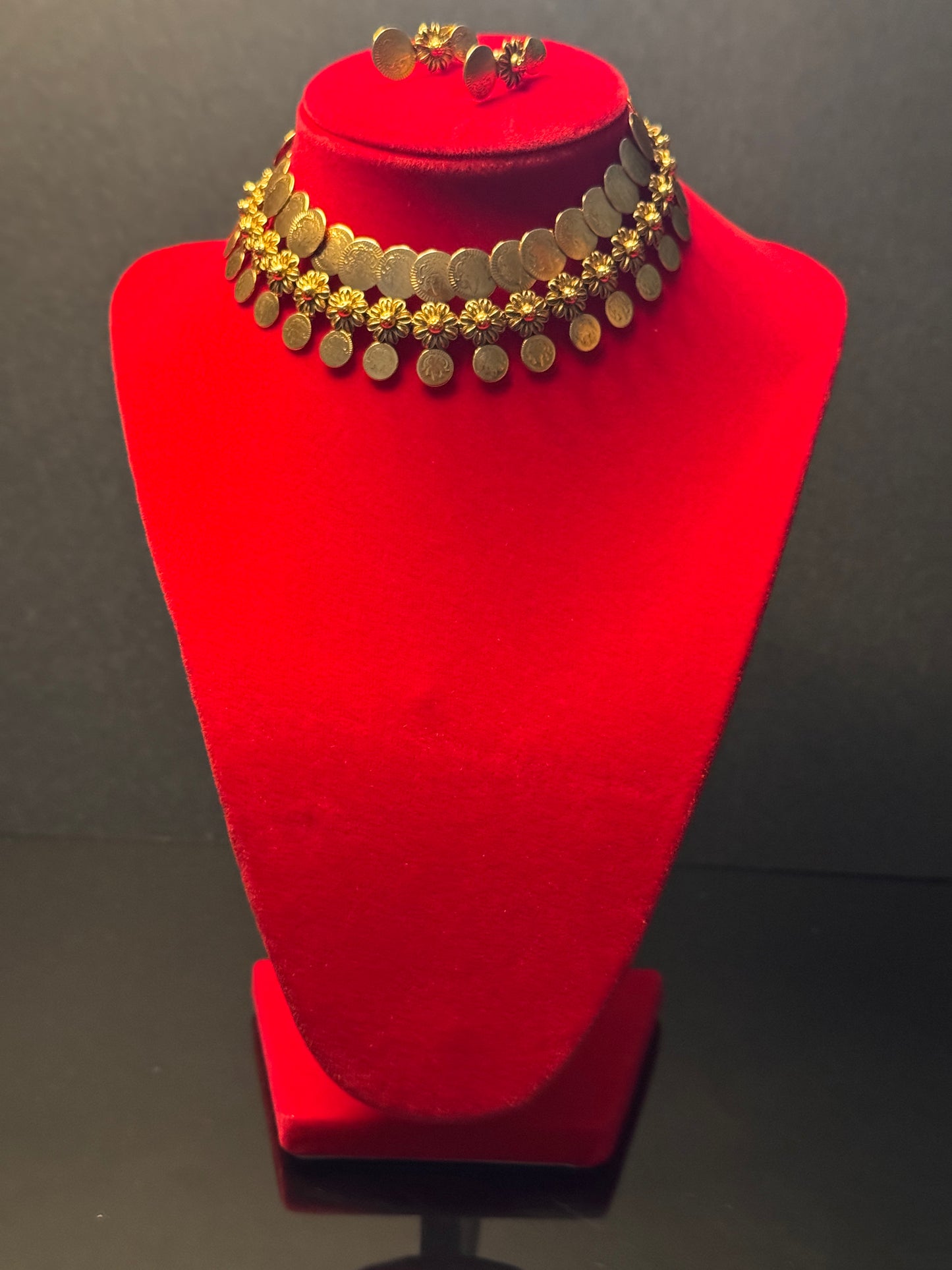 Choker/ Necklace