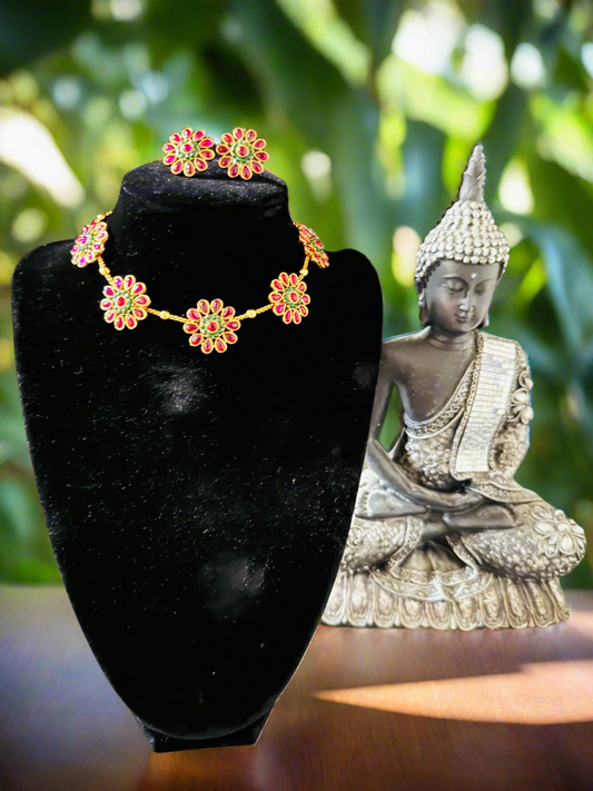 Choker red & Green stone
